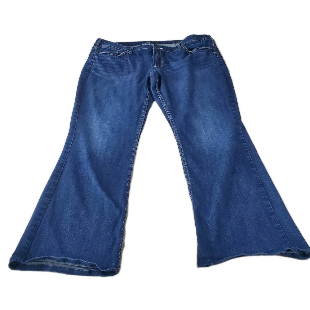 Silver Jeans Co womens jeans Suki Boot Cut Western Cowgirl Sz. 42Wx30L Blueā
